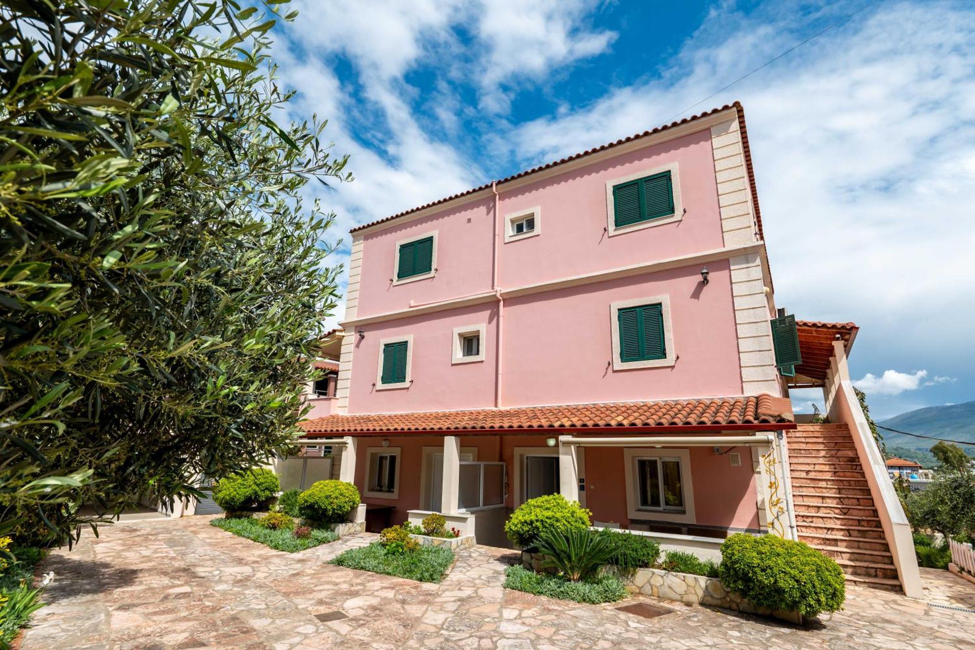 Cozy Apartments Downtown Ksamil Exteriör bild